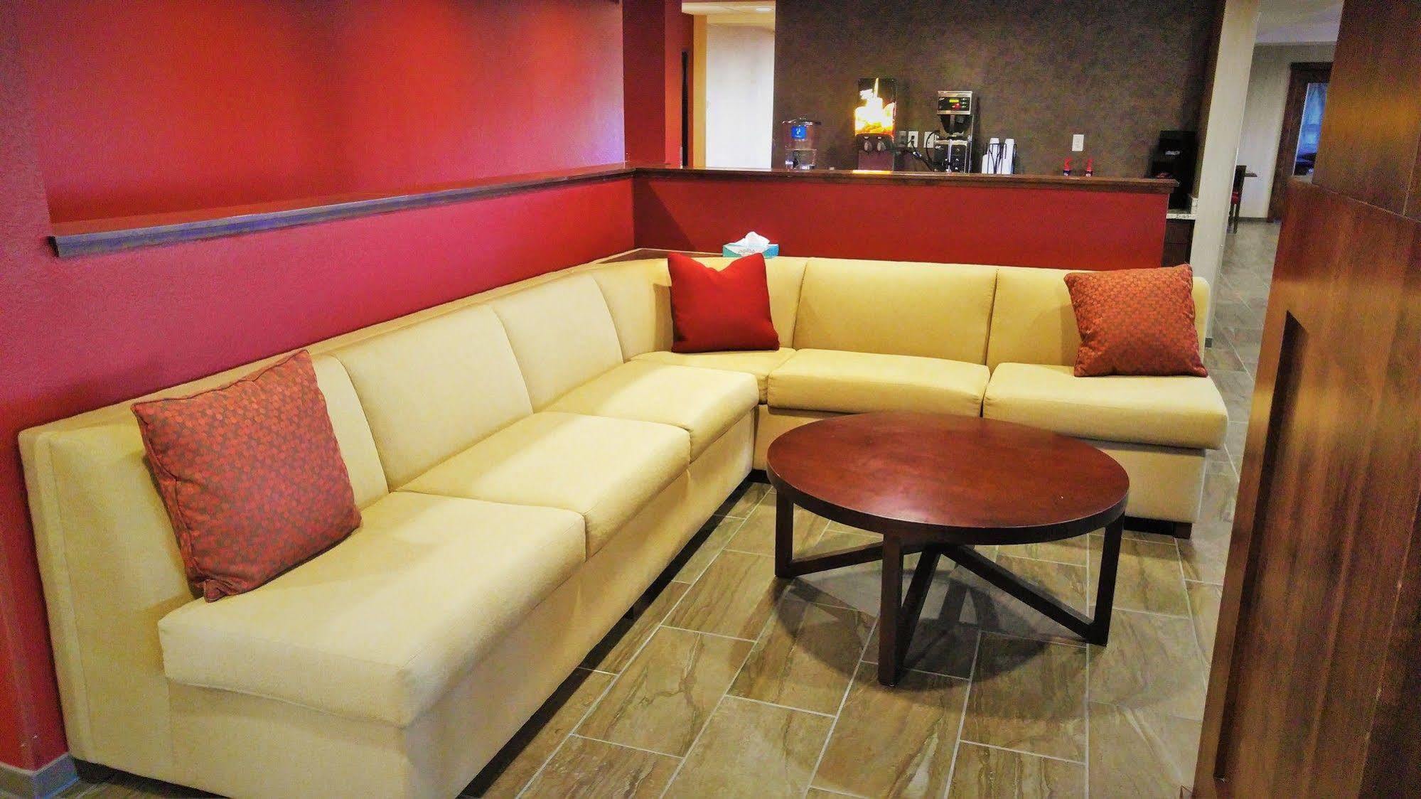 Inn At Hunters Run Watford City المظهر الخارجي الصورة